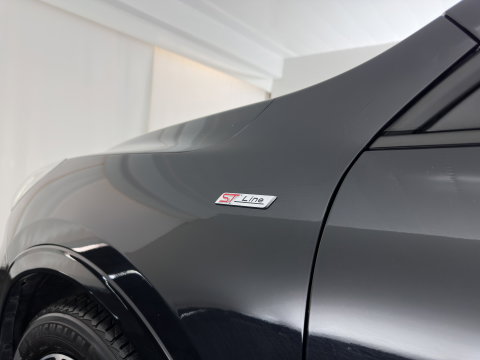 Ford Kuga 1.5 EcoBoost ST-Line (INCL-BTW) *FULL-LED | DIGI-COCKPIT | KEYLESS | DAB | CAMERA | CARPLAY | NAVI-FULLMAP | SPORTSEATS | PRIVACY-GLASS | TOWBAR | 18"ALU*
