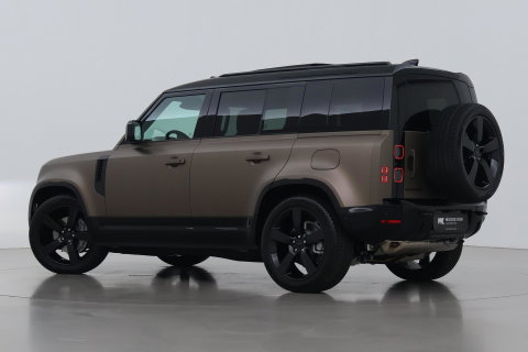 Land Rover Defender 110 P300e X-Dynamic HSE | SATIN | Luchtvering | Panoramadak | Trekhaak | 360° Camera | Meridian Surround | Stoelventilatie | 22 Inch