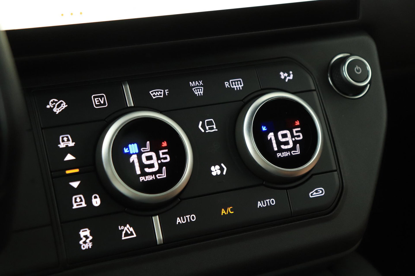 Land Rover Defender 110 P300e X-Dynamic HSE | SATIN | Luchtvering | Panoramadak | Trekhaak | 360° Camera | Meridian Surround | Stoelventilatie | 22 Inch