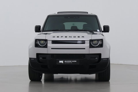 Land Rover Defender 110 P300e X-Dynamic HSE | MY26 | Luchtvering | Panoramadak | Trekhaak | 360° Camera | Koelkast | Stoelventilatie | 22 Inch