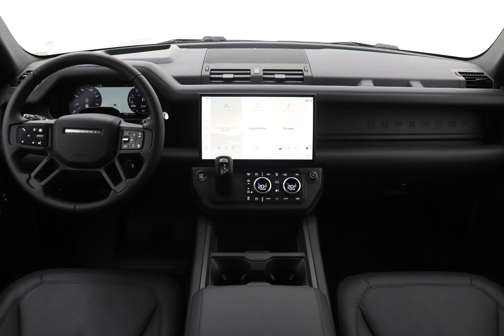Land Rover Defender 110 P300e X-Dynamic HSE | MY26 | Luchtvering | Panoramadak | Trekhaak | 360° Camera | Koelkast | Stoelventilatie | 22 Inch