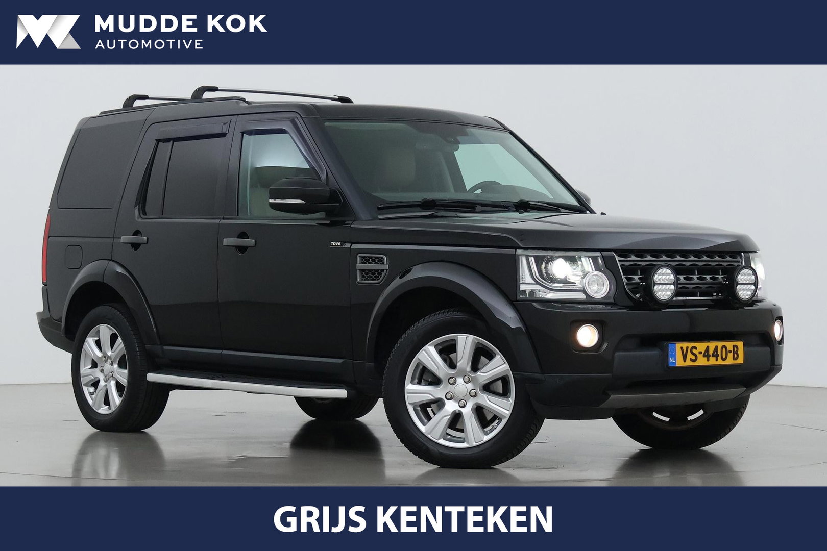 Land Rover Discovery 3.0 TDV6 SE | GRIJS KENTEKEN | Luchtvering | Trekhaak | Stoel+Stuurverwarming | Meridian | Camera | Leder | 19 Inch