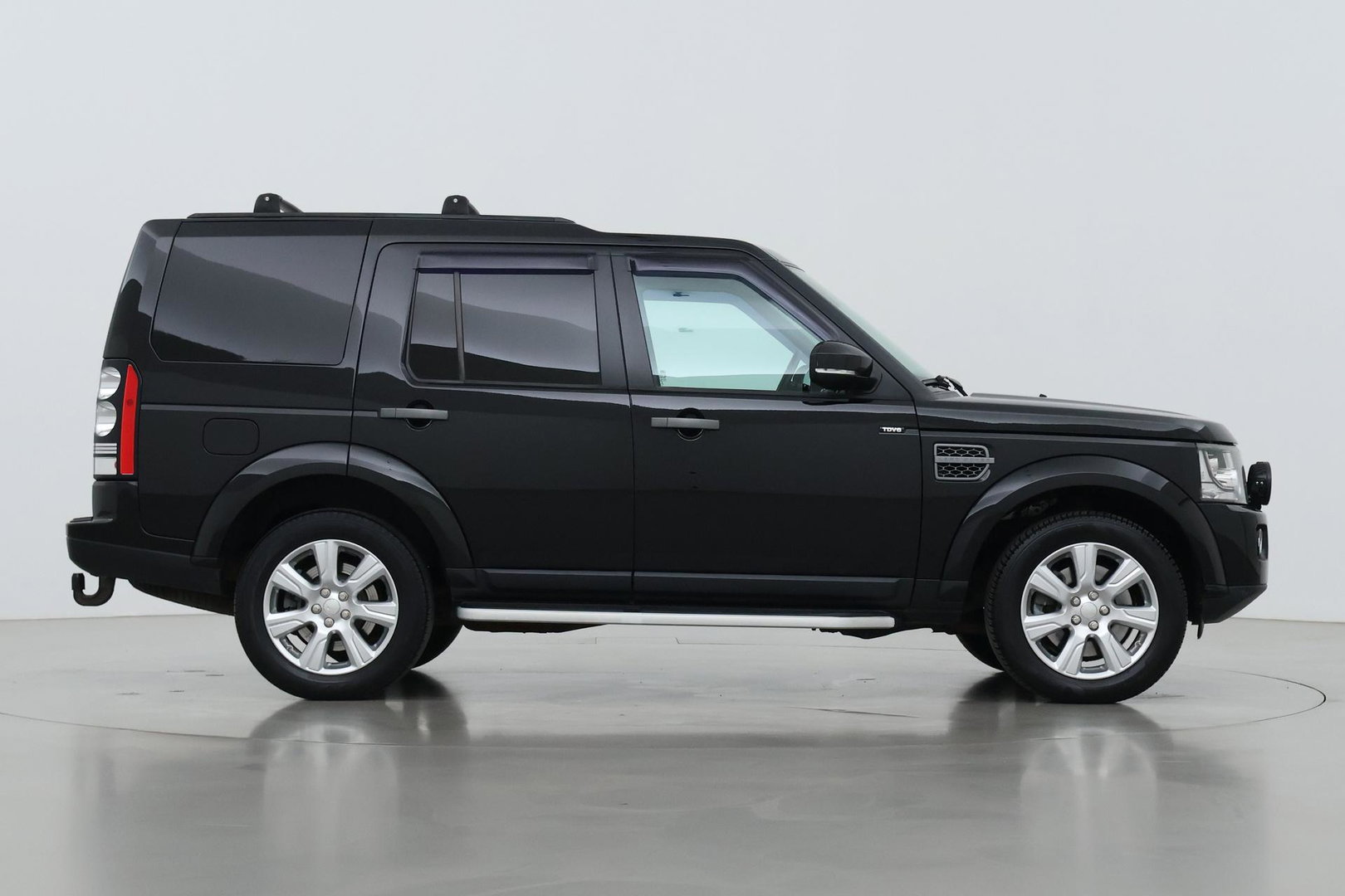 Land Rover Discovery 3.0 TDV6 SE | GRIJS KENTEKEN | Luchtvering | Trekhaak | Stoel+Stuurverwarming | Meridian | Camera | Leder | 19 Inch