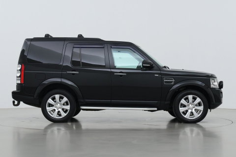 Land Rover Discovery 3.0 TDV6 SE | GRIJS KENTEKEN | Luchtvering | Trekhaak | Stoel+Stuurverwarming | Meridian | Camera | Leder | 19 Inch