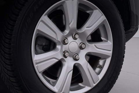Land Rover Discovery 3.0 TDV6 SE | GRIJS KENTEKEN | Luchtvering | Trekhaak | Stoel+Stuurverwarming | Meridian | Camera | Leder | 19 Inch