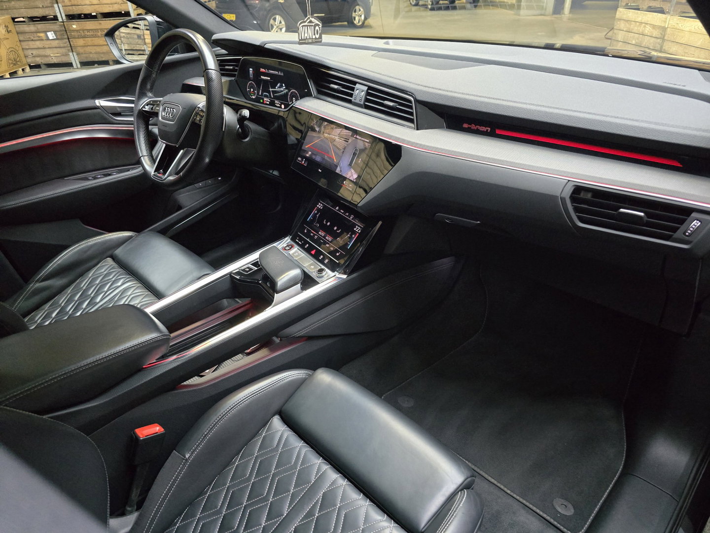 Audi e-tron S quattro 95 kWh 503PK! Pano Leder Softclose 360 HUD Trekhaak B&O ACC 22"LM Keyless entry/ go