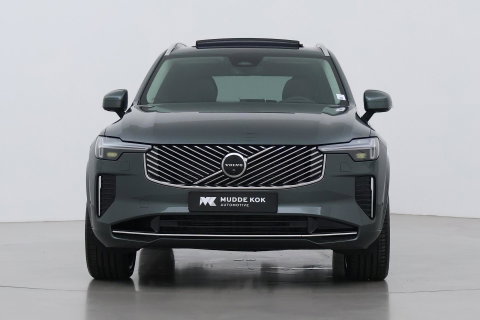 Volvo XC90 T8 Ultra Bright | Luchtvering | B&W | 22 Inch | Panoramadak | Trekhaak | 360° Camera | Head-Up | Massage
