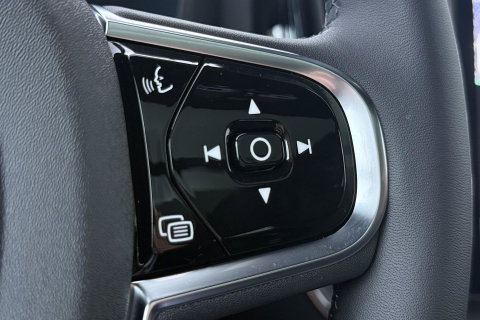 Volvo XC60 T8 Plus Black Edition | Harman/Kardon | Panoramadak | Head-Up | 360° Camera | Memory | ACC | 21 Inch