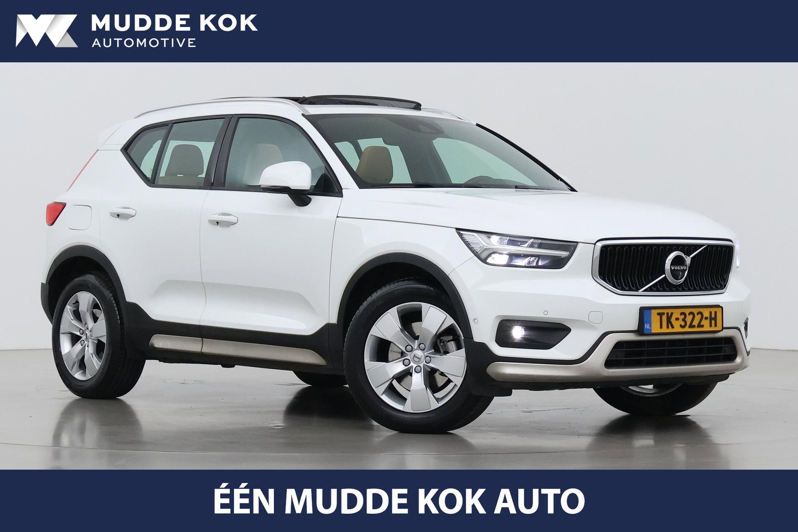 Volvo XC40 2.0 T4 Momentum | Harman/Kardon | Panoramadak | 360° Camera | Trekhaak | BLIS | Camera