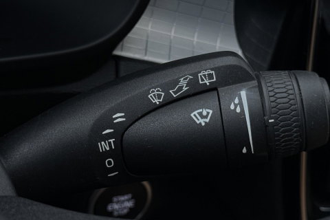 Volvo XC40 2.0 T4 Momentum | Harman/Kardon | Panoramadak | 360° Camera | Trekhaak | BLIS | Camera