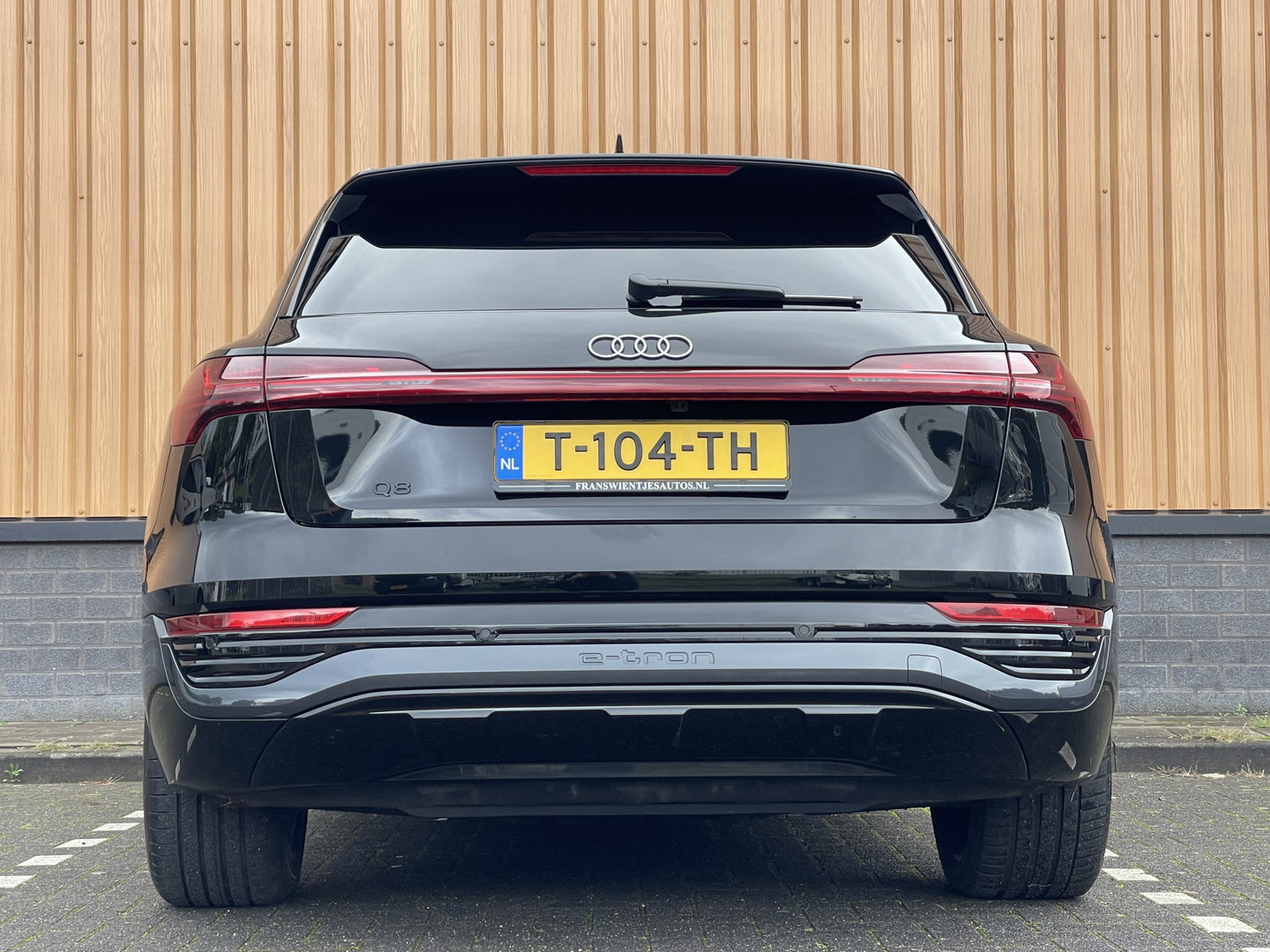 Audi Q8 e-tron 50 quattro Advanced Edition 95 kWh | Head-Up Display | Elektrische Stoelen + Geheugen |  Apple Carplay | Android Auto | Luchtvering | Adaptieve Cruise Control | Navigatie | Stoelverwarming |