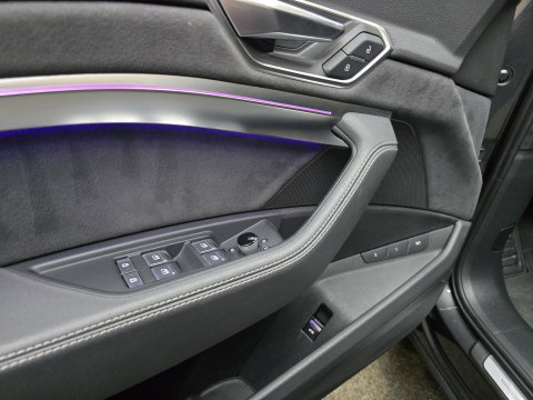 Audi e-tron Sportback S quattro 503PK! S edition 95 kWh Pano ACC Trekhaak 360 BlackPack Keyless 21"LM