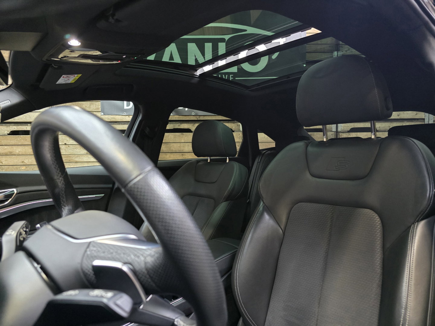 Audi e-tron Sportback S quattro 503PK! S edition 95 kWh Pano ACC Trekhaak 360 BlackPack Keyless 21"LM