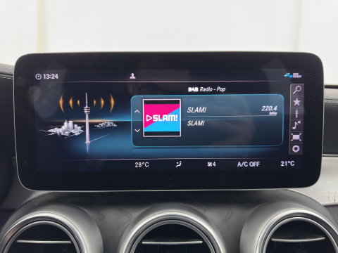 Mercedes-Benz C-Klasse Estate 300 e Business Solution AMG-Limited (Plug-in) {SoH-97%} (INCL-BTW) Aut. *LEATHER-ALCANTARA | MULTIBEAM-LED | NAVI-FULLMAP | TOPVIEW | DAB | CARPLAY | DIGI-COCKPIT | HEATED-SPORTSEATS | KEYLESS | PRIVACY-GLASS | SHIFTPADDLES | TOWBAR | 18"