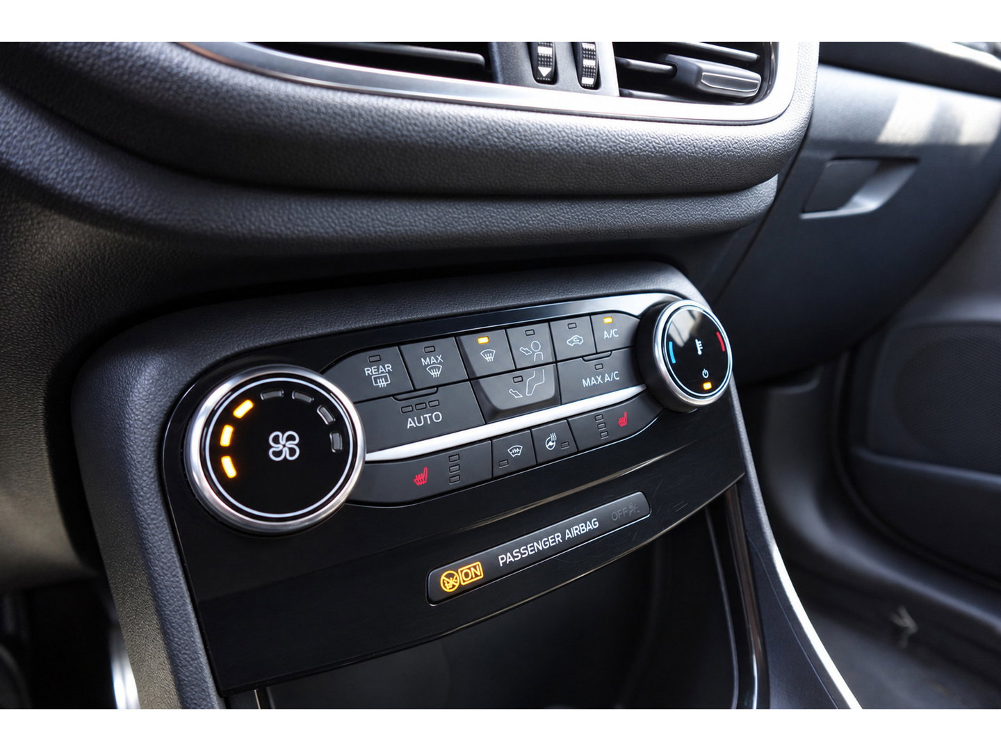 Ford Puma 1.0 EcoBoost Hybrid ST-Line KEYLESS ACC PDC