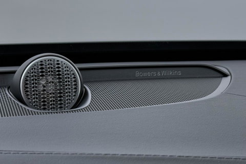 Volvo XC90 T8 Ultra Dark | HEICO | Luchtvering | Stoelventilatie | Panoramadak | 22 inch