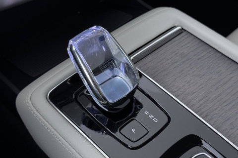 Volvo XC90 T8 Ultra Dark | HEICO | Luchtvering | Stoelventilatie | Panoramadak | 22 inch