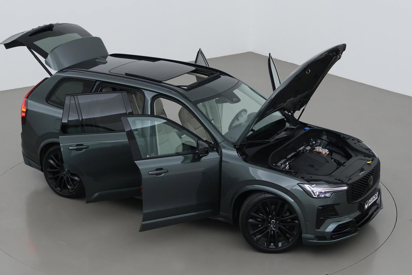 Volvo XC90 T8 Ultra Dark | HEICO | Luchtvering | Stoelventilatie | Panoramadak | 22 inch