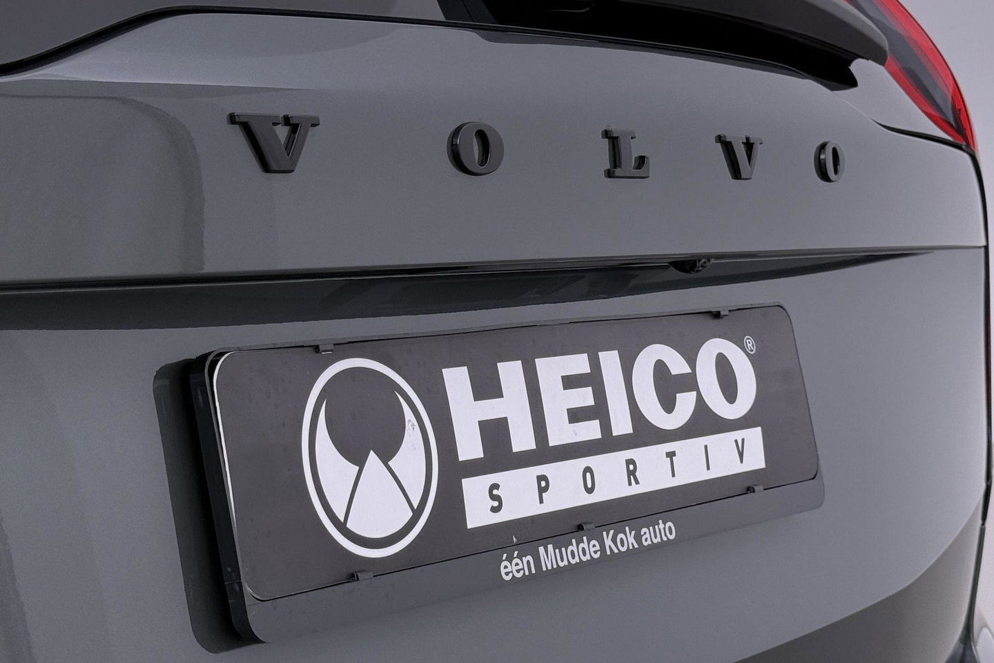 Volvo XC90 T8 Ultra Dark | HEICO | Luchtvering | Stoelventilatie | Panoramadak | 22 inch