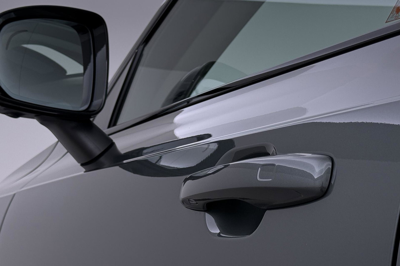 Volvo XC90 T8 Ultra Dark | HEICO | Luchtvering | Stoelventilatie | Panoramadak | 22 inch