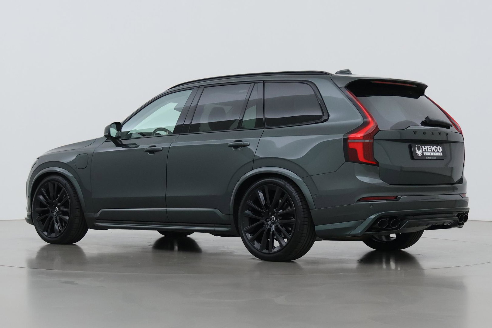 Volvo XC90 T8 Ultra Dark | HEICO | Luchtvering | Stoelventilatie | Panoramadak | 22 inch