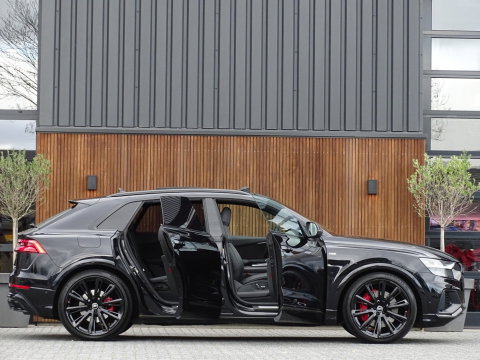 Audi Q8 55 TFSI e 381PK Quattro S line / Carbon / 23'' / B&O / 360°
