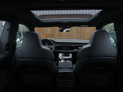 Audi Q8 55 TFSI e 381PK Quattro S line / Carbon / 23'' / B&O / 360°