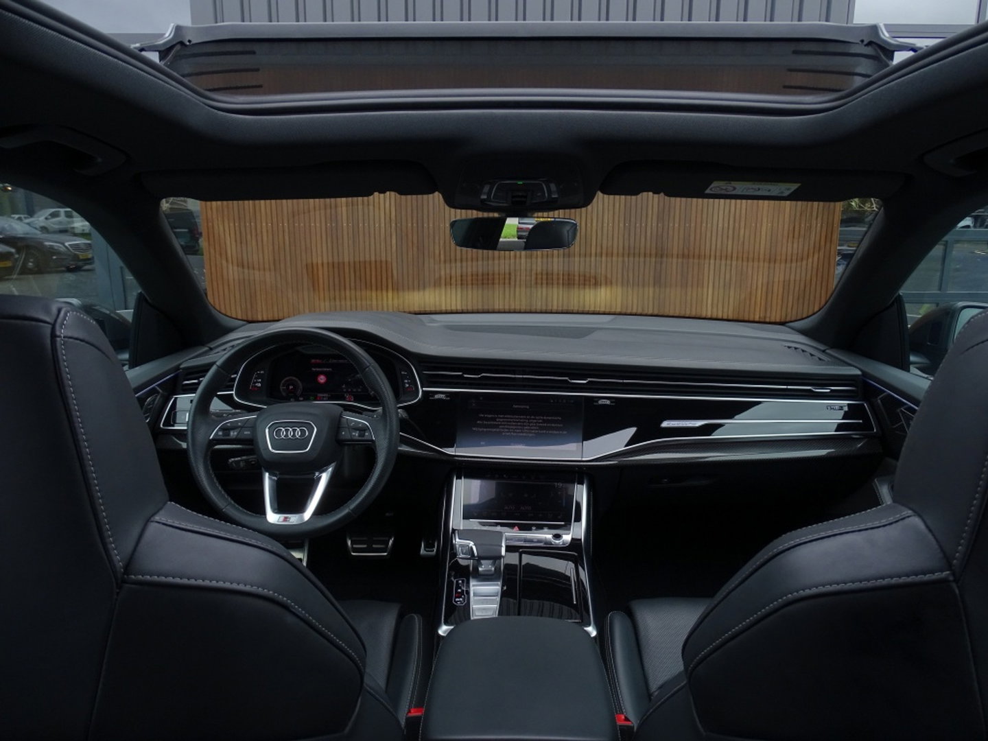 Audi Q8 55 TFSI e 381PK Quattro S line / Carbon / 23'' / B&O / 360°