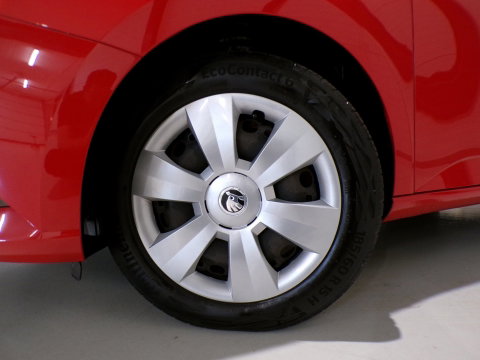 Škoda Fabia 1.2 TSI Ambition "Origineel NL!" Automaat! 1e eigenaar! Bluetooth Cruise-control Sportstoelen Dealer-onderhouden