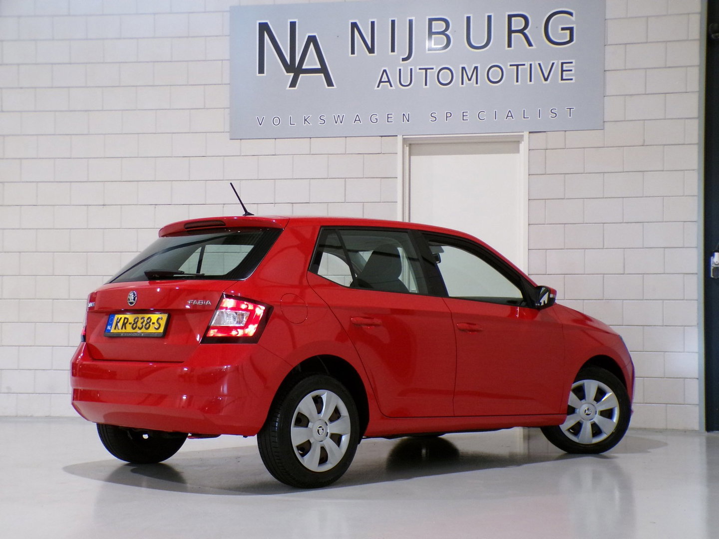 Škoda Fabia 1.2 TSI Ambition "Origineel NL!" Automaat! 1e eigenaar! Bluetooth Cruise-control Sportstoelen Dealer-onderhouden