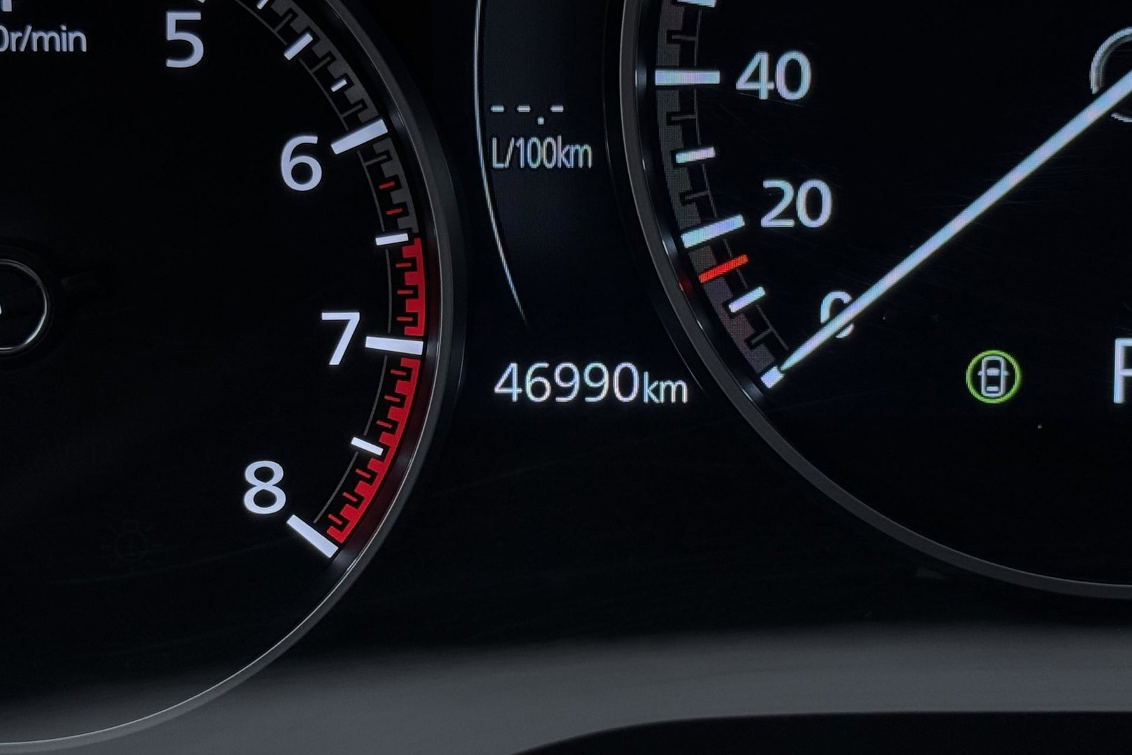 Mazda CX-30 2.5 e-SkyActiv-G M Hybrid Homura | Stoelverwarming | Head-Up | Camera | Keyless | Dodehoek | 18 Inch