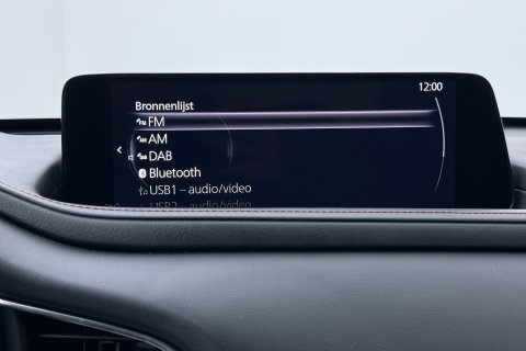 Mazda CX-30 2.5 e-SkyActiv-G M Hybrid Homura | Stoelverwarming | Head-Up | Camera | Keyless | Dodehoek | 18 Inch