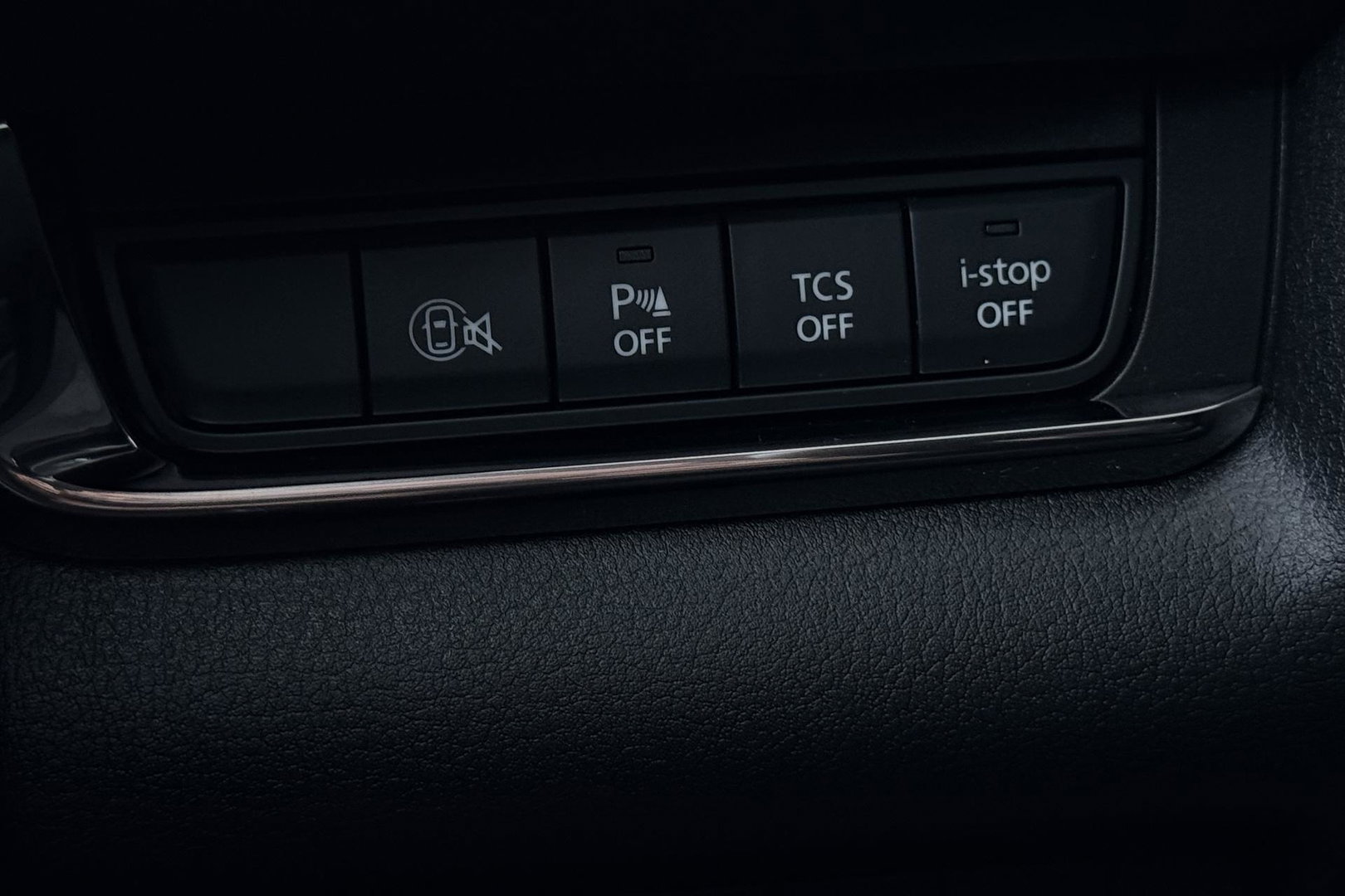 Mazda CX-30 2.5 e-SkyActiv-G M Hybrid Homura | Stoelverwarming | Head-Up | Camera | Keyless | Dodehoek | 18 Inch