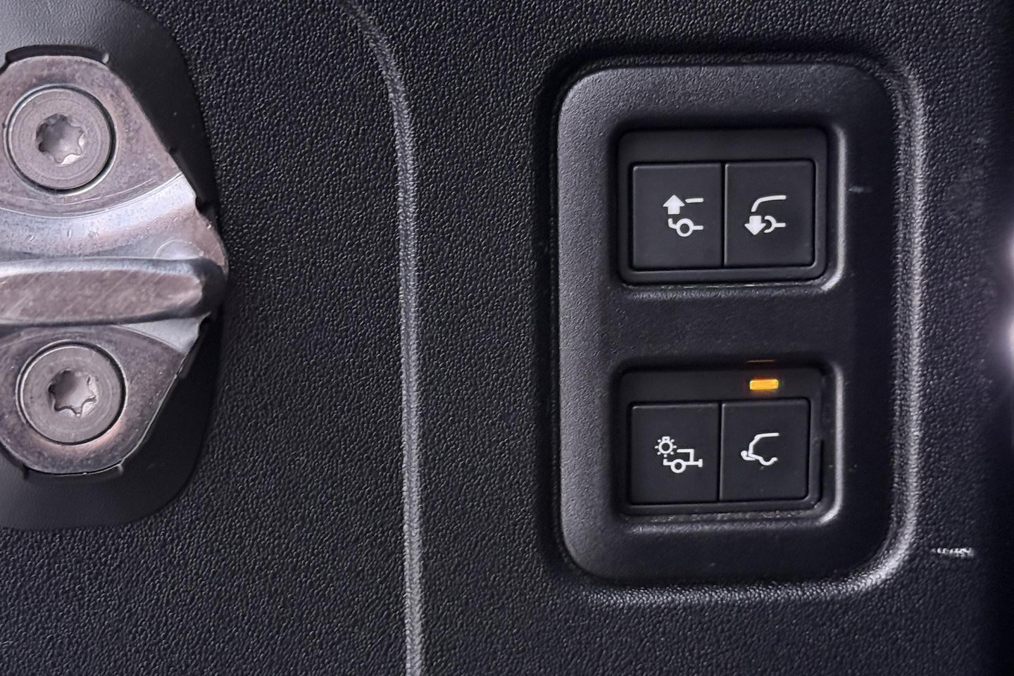 Land Rover Defender 110 P525 Carpathian Edition | 5.0 V8 | URBAN | ClearSight | Trekhaak | Luchtvering | Stoelverwarming+Ventilatie