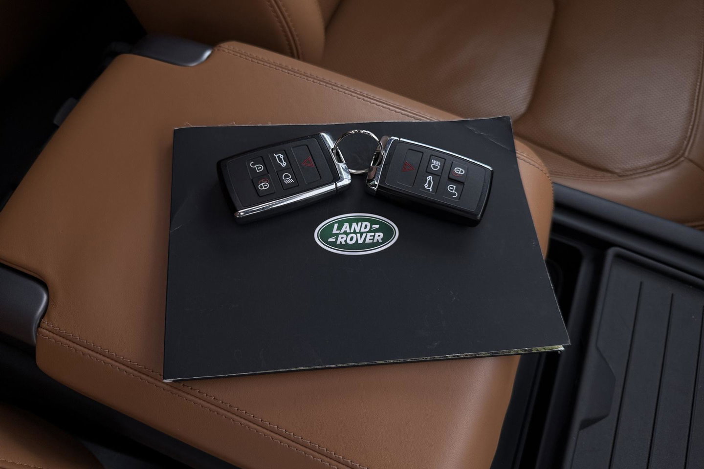 Land Rover Defender 110 P525 Carpathian Edition | 5.0 V8 | URBAN | ClearSight | Trekhaak | Luchtvering | Stoelverwarming+Ventilatie