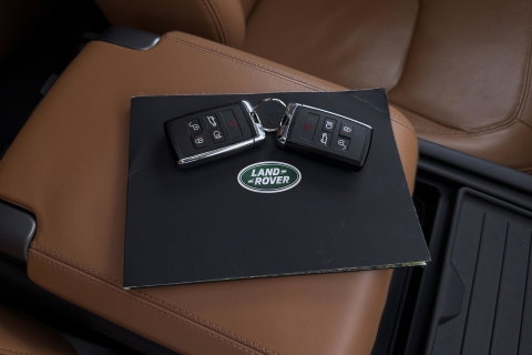 Land Rover Defender 110 P525 Carpathian Edition | 5.0 V8 | URBAN | ClearSight | Trekhaak | Luchtvering | Stoelverwarming+Ventilatie