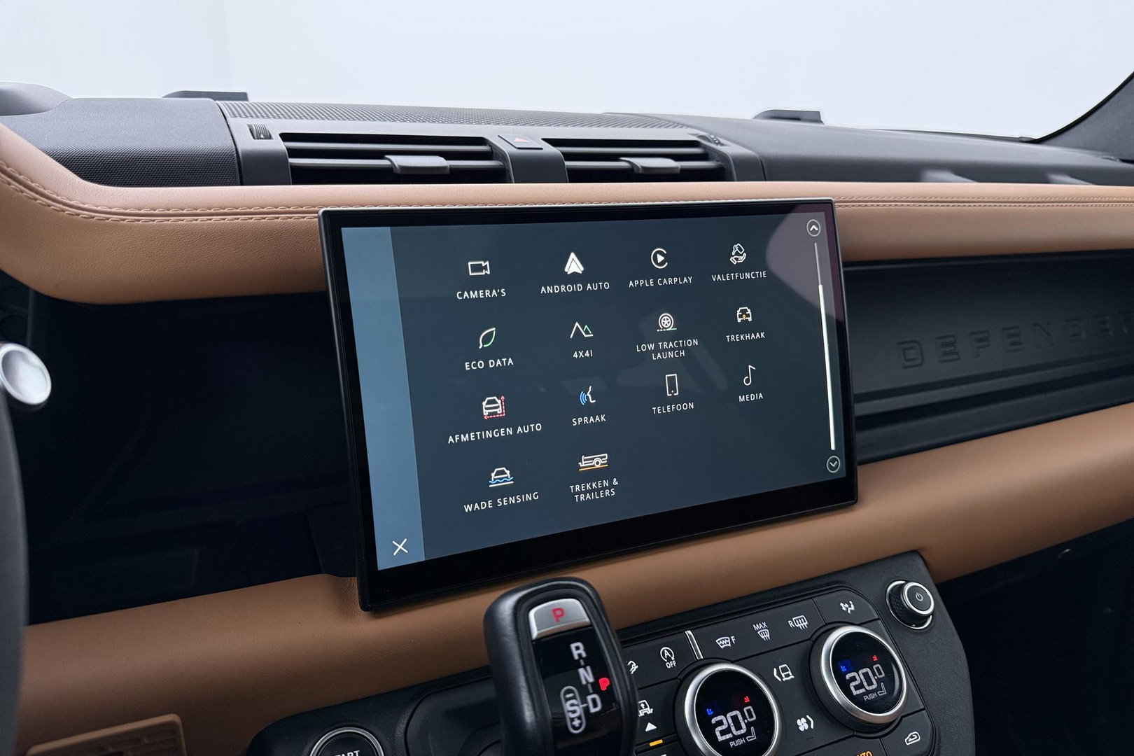 Land Rover Defender 110 P525 Carpathian Edition | 5.0 V8 | URBAN | ClearSight | Trekhaak | Luchtvering | Stoelverwarming+Ventilatie