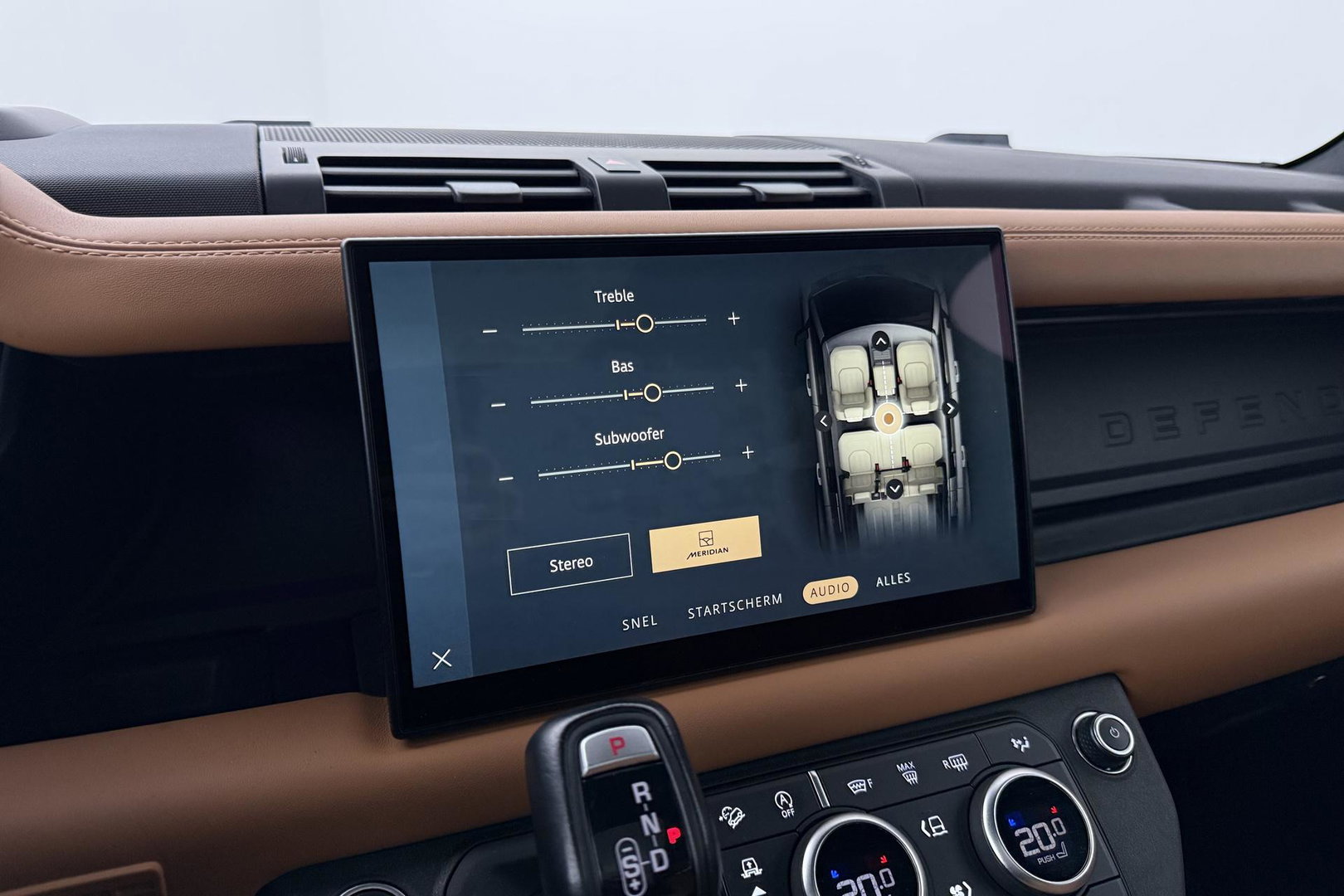 Land Rover Defender 110 P525 Carpathian Edition | 5.0 V8 | URBAN | ClearSight | Trekhaak | Luchtvering | Stoelverwarming+Ventilatie