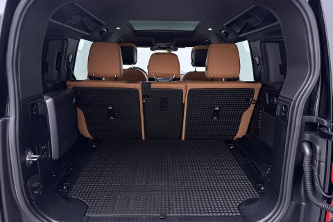 Land Rover Defender 110 P525 Carpathian Edition | 5.0 V8 | URBAN | ClearSight | Trekhaak | Luchtvering | Stoelverwarming+Ventilatie