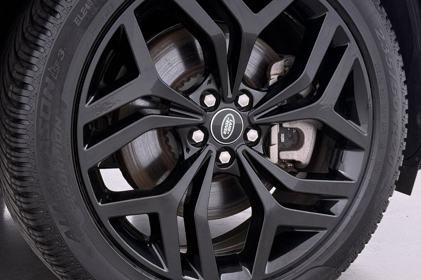 Land Rover Range Rover Evoque P300e R-Dynamic SE | ACC | Meridian | BLIS | Black Pack | Stoel+Stuurverwarming | Privacy Glass | Camera | 20 Inch