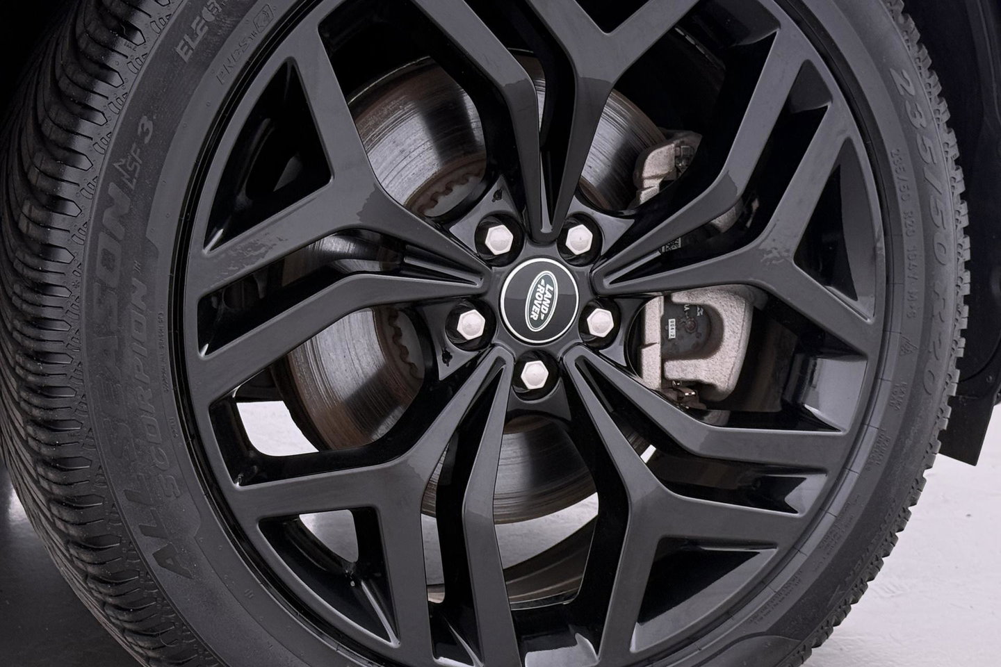 Land Rover Range Rover Evoque P300e R-Dynamic SE | ACC | Meridian | BLIS | Black Pack | Stoel+Stuurverwarming | Privacy Glass | Camera | 20 Inch