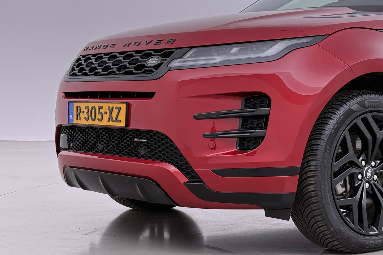 Land Rover Range Rover Evoque P300e R-Dynamic SE | ACC | Meridian | BLIS | Black Pack | Stoel+Stuurverwarming | Privacy Glass | Camera | 20 Inch