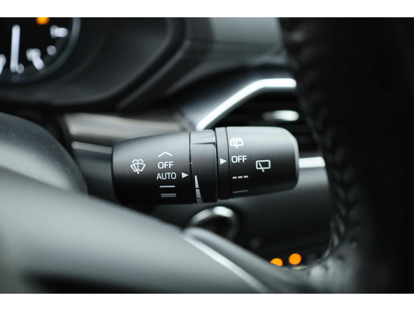 Mazda CX-5 2.0 SkyActiv-G 165 Business Luxury | RIJKLAAR!! | CarPlay | Cruise | Stoel-Stuurverw. | Stoelvent. | 360cam | HUD | Keyless