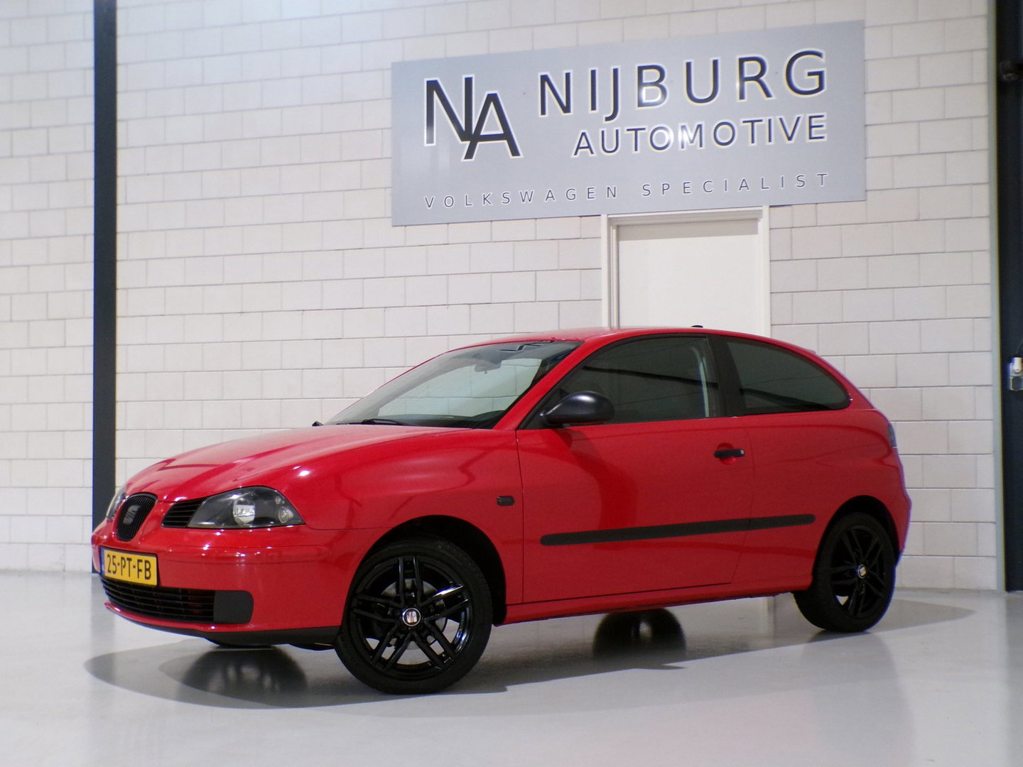 SEAT Ibiza 1.4-16V 75PK "Origineel NL!" Apple-carplay Android-Auto Airco 16"Velgen Bluetooth Navigatie Nieuwe-APK Garantie