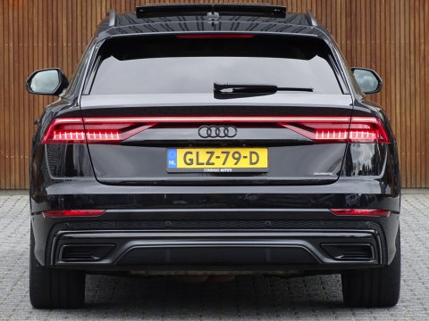 Audi Q8 55 TFSI e 381PK Quattro S line / Carbon / 23'' / B&O / 360°