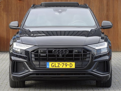 Audi Q8 55 TFSI e 381PK Quattro S line / Carbon / 23'' / B&O / 360°
