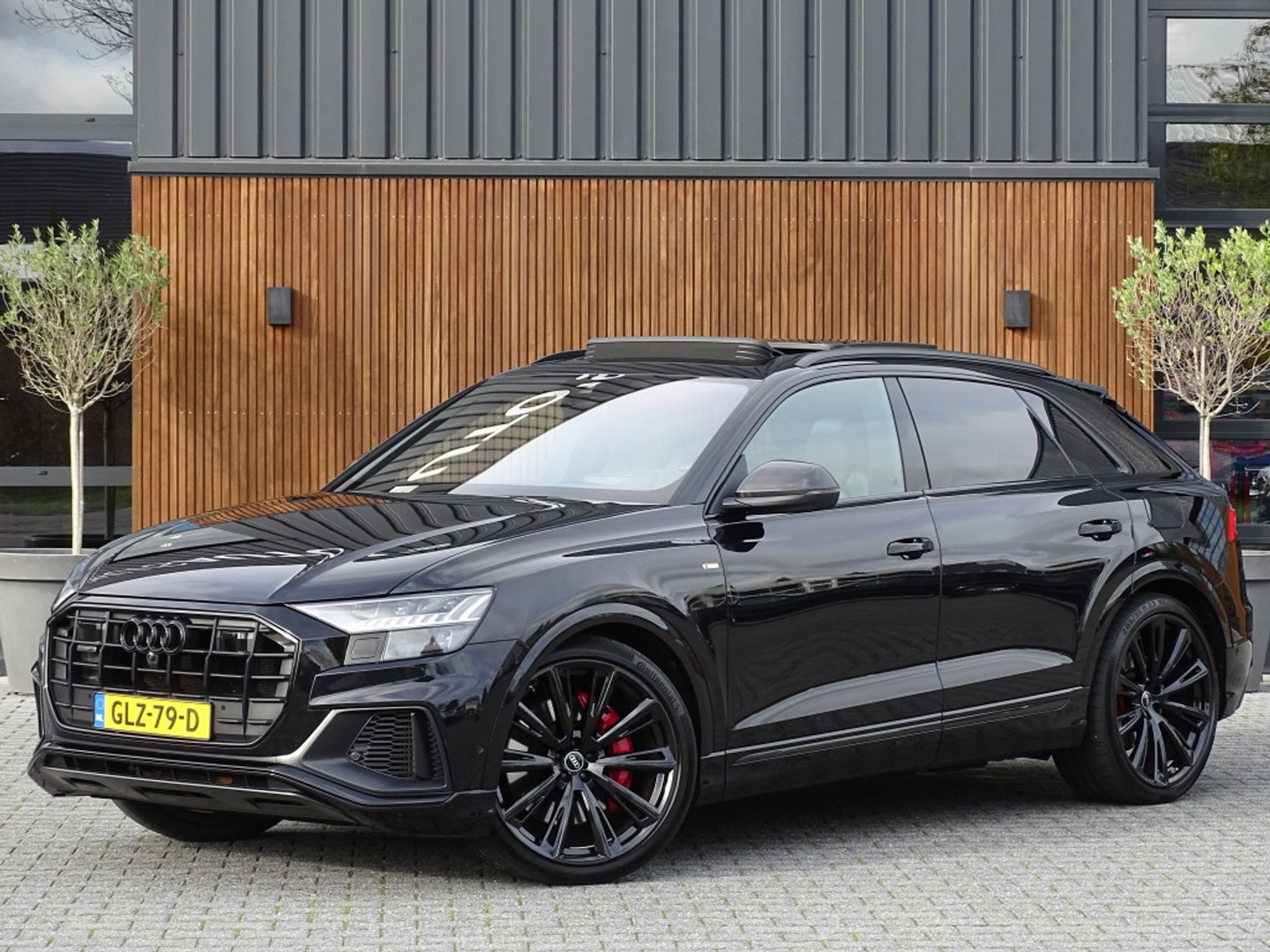 Audi Q8 55 TFSI e 381PK Quattro S line / Carbon / 23'' / B&O / 360°