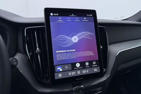 Volvo XC60 T8 Plus Black Edition | Harman/Kardon | Pilot Assist | Panoramadak | 360° Camera | Head-Up | Stoel+Stuurverwarming | 21 Inch