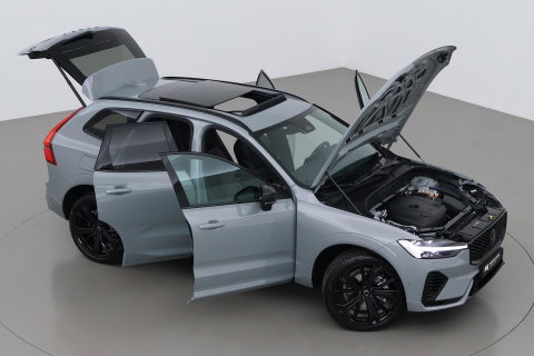 Volvo XC60 T8 Plus Black Edition | Harman/Kardon | Pilot Assist | Panoramadak | 360° Camera | Head-Up | Stoel+Stuurverwarming | 21 Inch