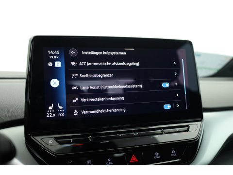 Volkswagen ID.4 Pro 77 kWh SOH 95% | RIJKLAAR!! | SOH 95% | Adapt. Cruise | CarPlay | Stoelverw. | Navi | Camera | PDC V+A